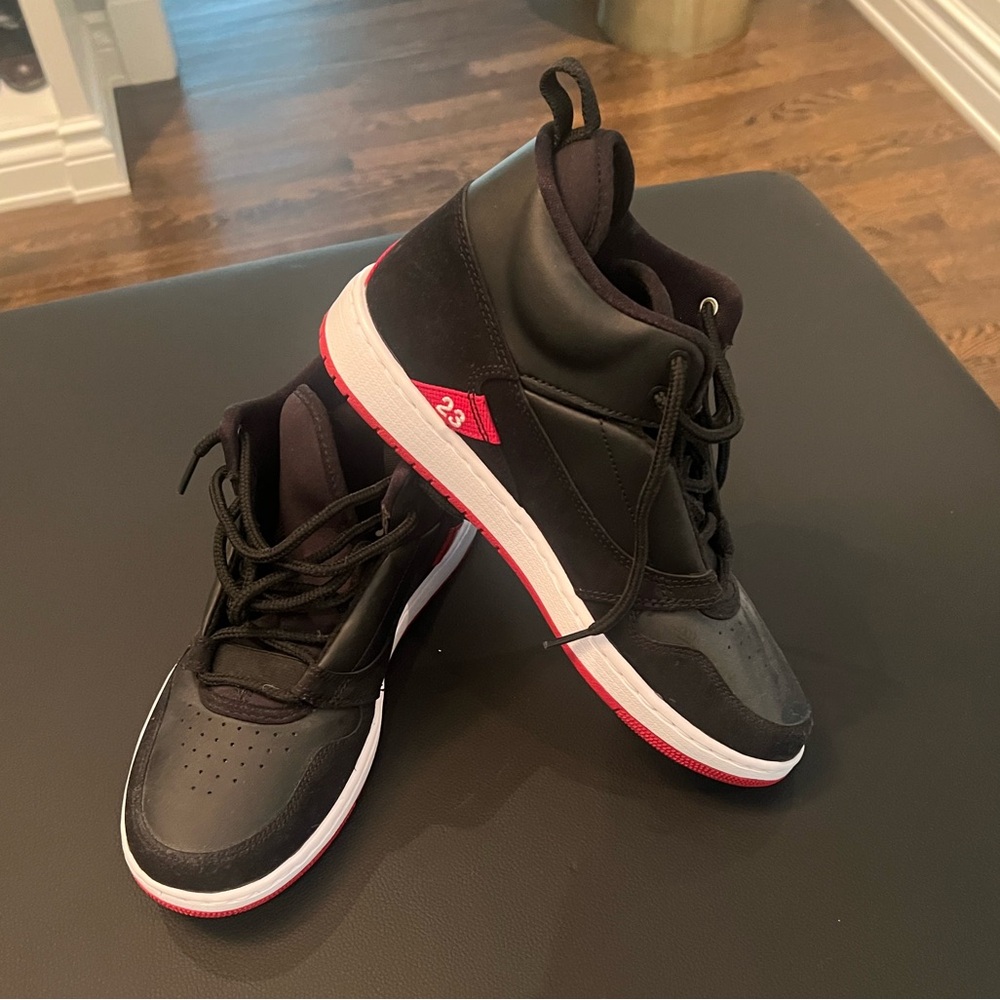 Brand new Jordan fadeaway sneakers